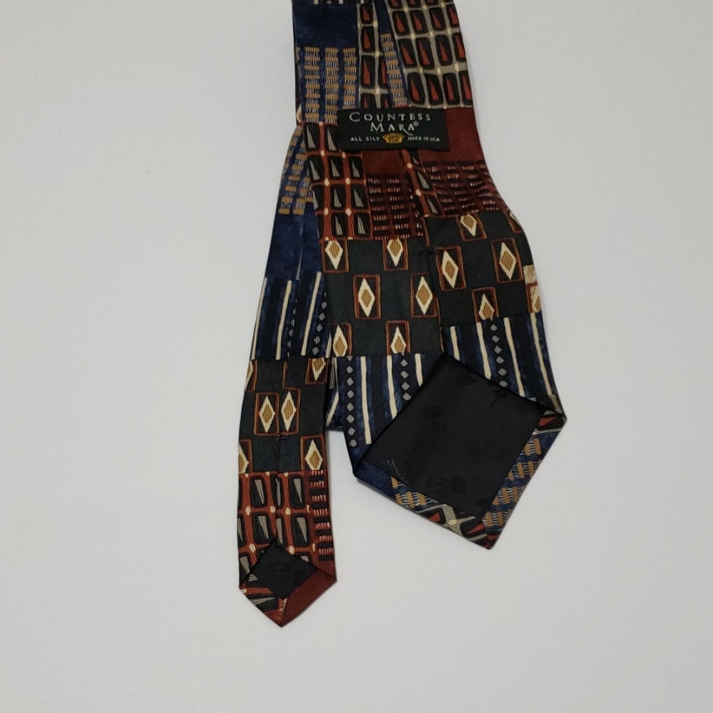 Countess Mara Tie - Picture 4 of 8